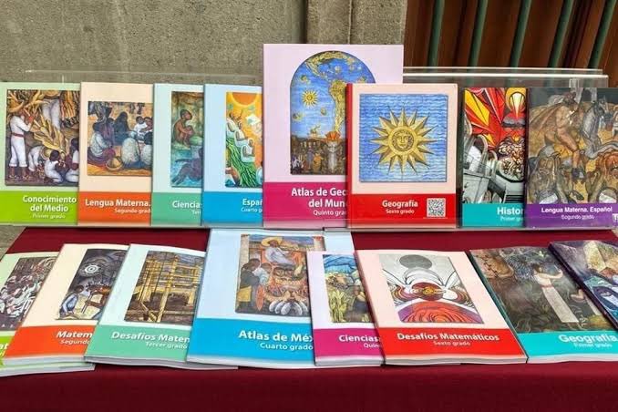 ForoVirtualMx's tweet photo. 📚 Libros de texto gratuitos

Para quien de vedad quiera analizarlos y opinar con conocimiento de causa, les dejamos la liga para que consulten el contenido de los libros 

https://t.co/rQpj2nbmey https://t.co/PkIPXQXIqI