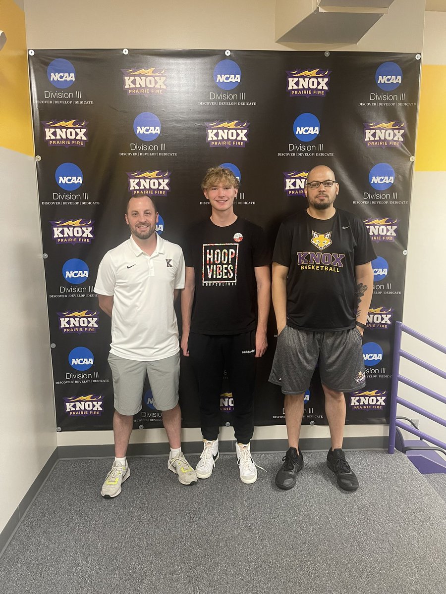 After a great visit and conversation with Coach Davis and Coach Jackson, I am thankful to receive my first offer from Knox College!