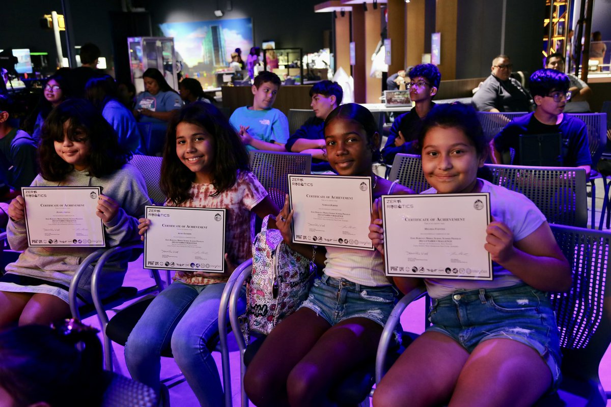 SAParksandRec's tweet photo. San Antonio, we have contact! π°οΈβ¨
Today, campers from our #SummerYouthProgram connected with the International Space Station, testing satellite code!! π€―π€©
We are soo PROUD of our participants who were finalists in the 2023 Zero Robotics Summer Program Competition. πππ https://t.co/y1KsGvDVY1