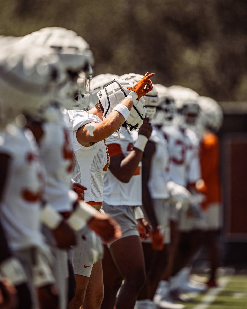 Horns up for practice 2 🤘