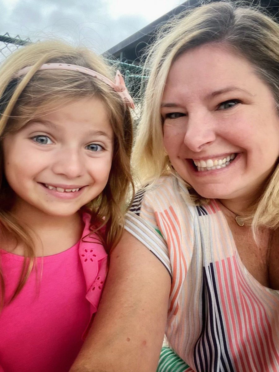 MegBegnaud's tweet photo. Here’s to a phenomenal team of people impacting students for good @HawCreekES. It was the most adorable first day yet 🐾💙🤍 Meanwhile, Amelia is ready to “flamingle” her way through second grade with an incredible team watching over her @MattElementary 🦩#FCS2324 https://t.co/eTfxvBrALp