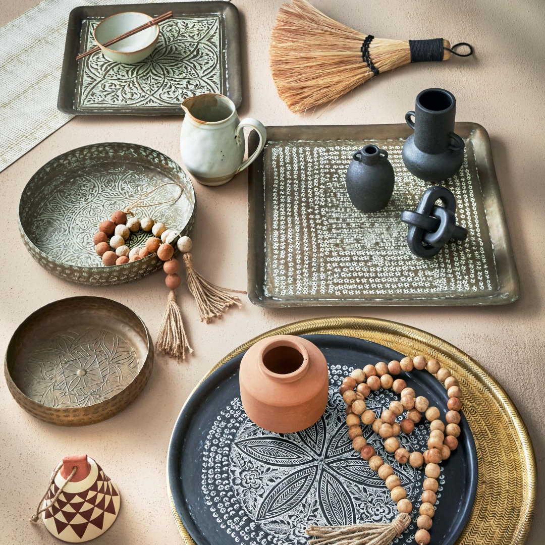 Artisan-crafted perfection. ⁠
This aluminum embossed tray, from our Salt sand + stone collection is a must-have for any stylish home.⁠
Shop yours now! tagltd.com/en/new-salt-sa… #traystyle #artisancrafted #styleyourhome
