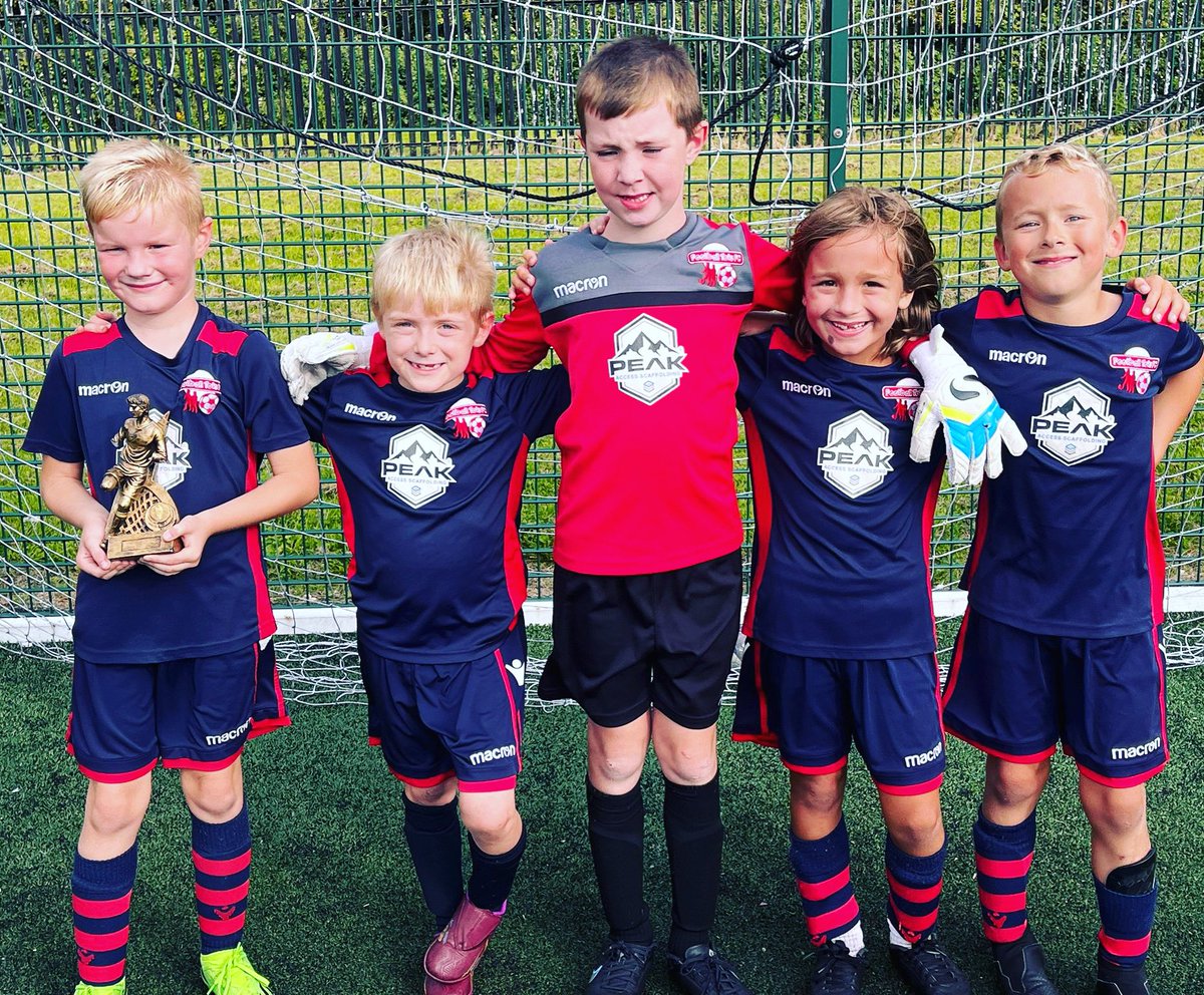 FOOTBALL TOTS - AINTREE tweet media