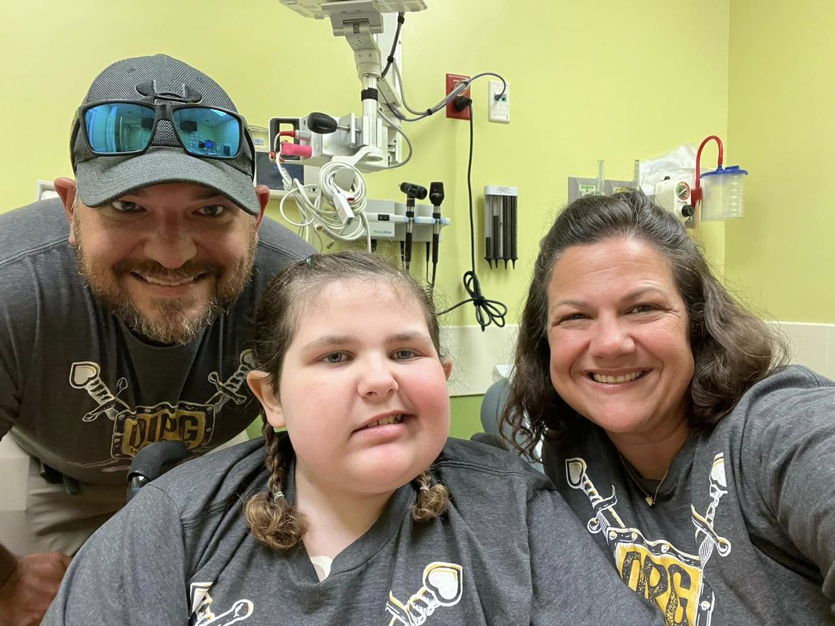 MeetMeAtCalvary's tweet photo. Please pray for Addison. Family has signed paperwork for brain and spine donation. She is beginning Hospice. Send out daily prayers to Addison, her family and friends. Jesus knows she is coming and has prepared the most beautiful welcome for her. ✝️💜✝️ https://t.co/QaqsQe48ab