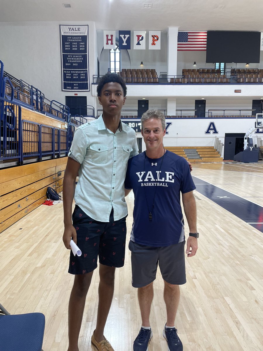 I want to thank the Yale coaching staff for hosting my family and I for an unofficial visit! I enjoyed the facilities, the school, and the program. @DPringleCoach @PSACardinals @YaleMBasketball @CoachElkin @JamesJones_Yale @yalekinger