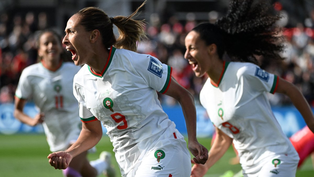 FIFAWWC's tweet image. For the first time in #FIFAWWC history, three African teams have qualified for the Round of 16! 🇿🇦🇲🇦🇳🇬