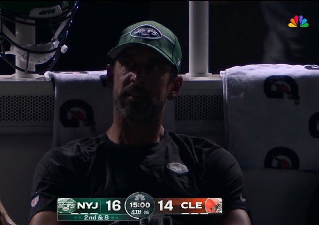 NFLREPORTCARD's tweet image. Lights have gone off at the stadium, and the #Jets-#Browns HOF game is now in a delay. 

NBC captured a shot of Aaron Rodgers in the dark. The jokes write themselves.

#TakeFlight