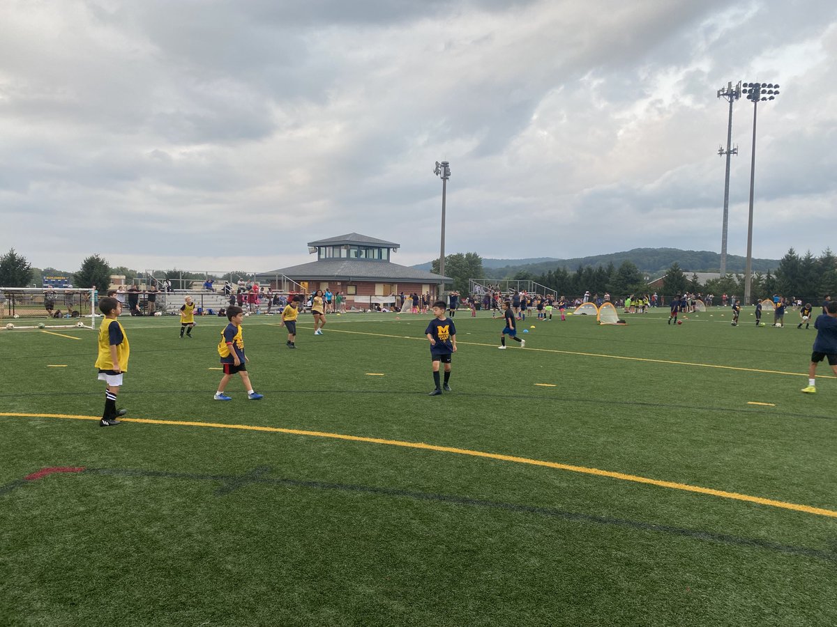 Daniel Houck tweet media