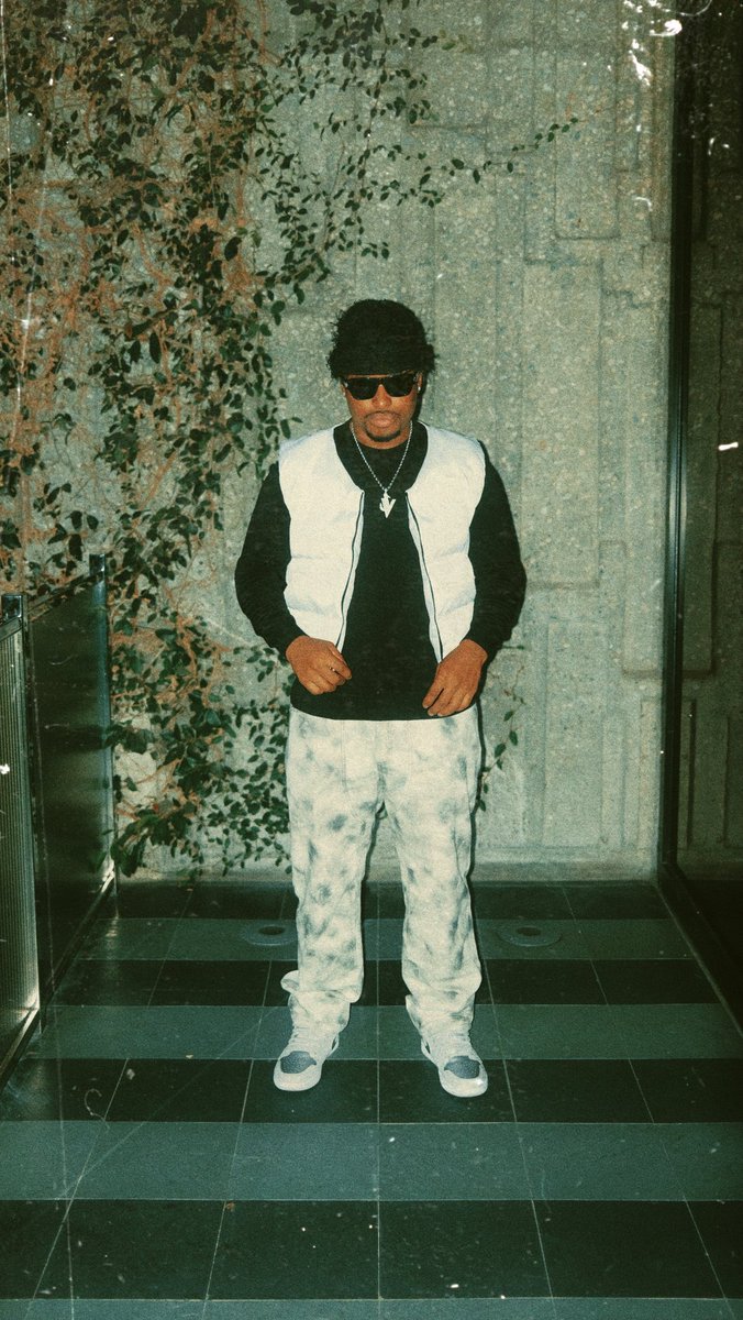 Jvisuals312 tweet media