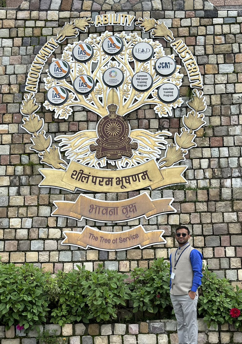 bharatjai97's tweet photo. Don't give up on your dreams, or your dreams will give up on you." -- John Wooden
#lbsnaa 
#IAS https://t.co/vNWjmebRK4