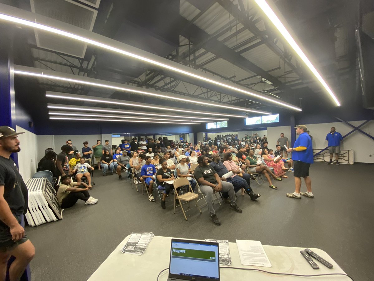 Wow!!! Talk about commitment! Love to see so many parents in attendance at tonight’s parent meeting! We have something cookin up over here at Rogers!
#GoRopers #FootballSeason