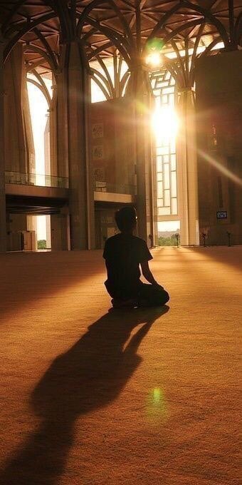 ہر کسی کیلئے دعا کیا کرو کیا پتہ کسی کی قسمت تمہارا دعا انتظار کر رہی ہوں۔        ( جمعہ مبارک سب دوستوں کو )