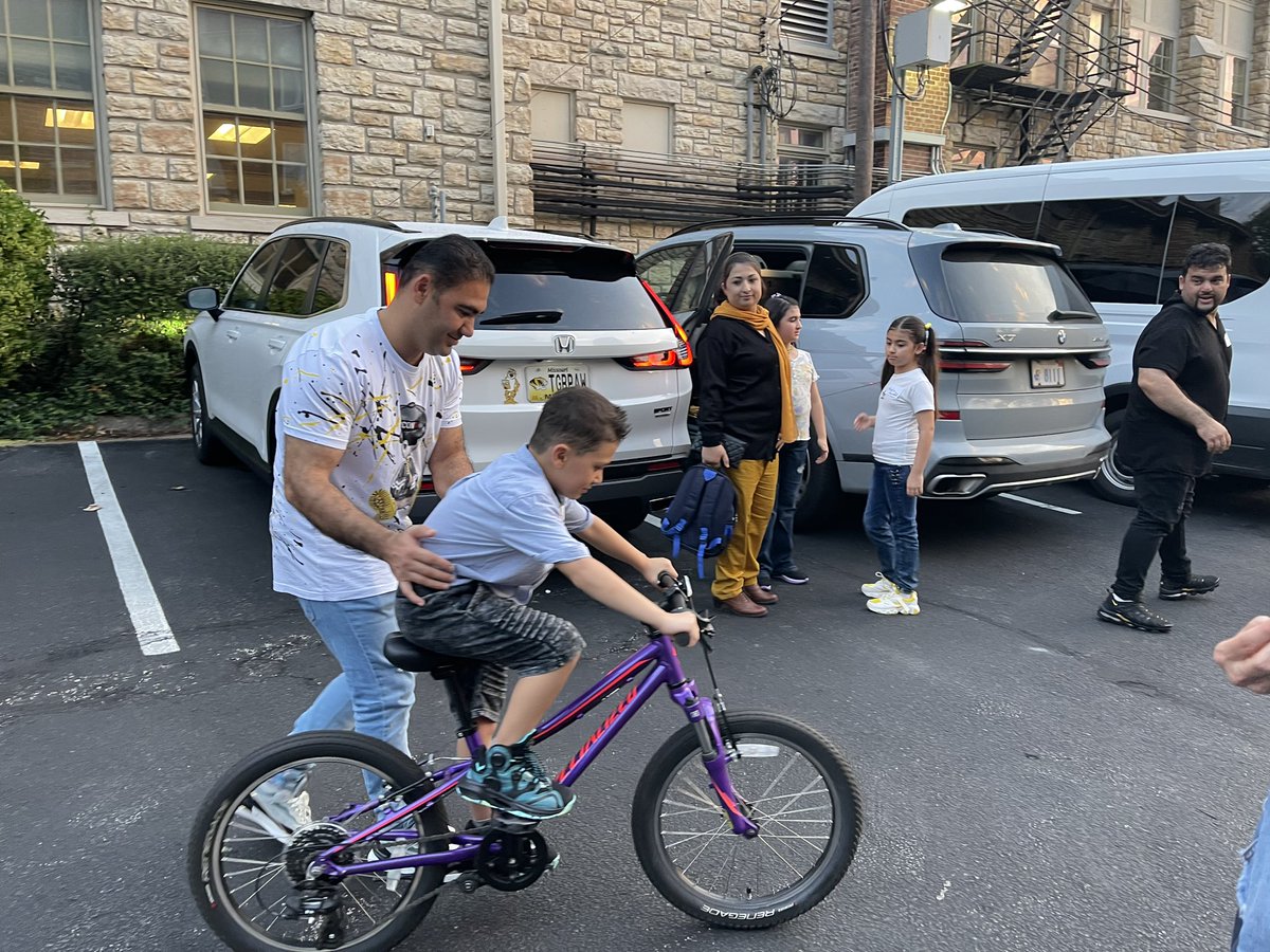 JasonKander's tweet photo. #KC generosity toward the Rauffi family continues. 

Thank you to Erin Gorny and the @secondpreskc congregation for tonight’s event to raise money for the Rauffi’s to buy a car. 

You can help support the cause too! https://t.co/EiQHTm4p8H 

(Under fund choose “Rauffi”) https://t.co/szgmYM7TGU