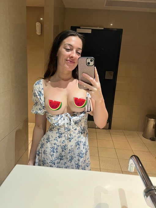 Update on my onlyfans x https://t.co/0gFStGuKBO<a href="/tag/weathergirl"class="tags"><span>#weathergirl</span></a><a href="/tag/showgirl"class="tags"><span>#showgirl</span></a><a href="/tag/weatherforecast"class="tags"><span>#weatherforecast</span></a><a href="/tag/naughtynews"class="tags"><span>#naughtynews</span></a>