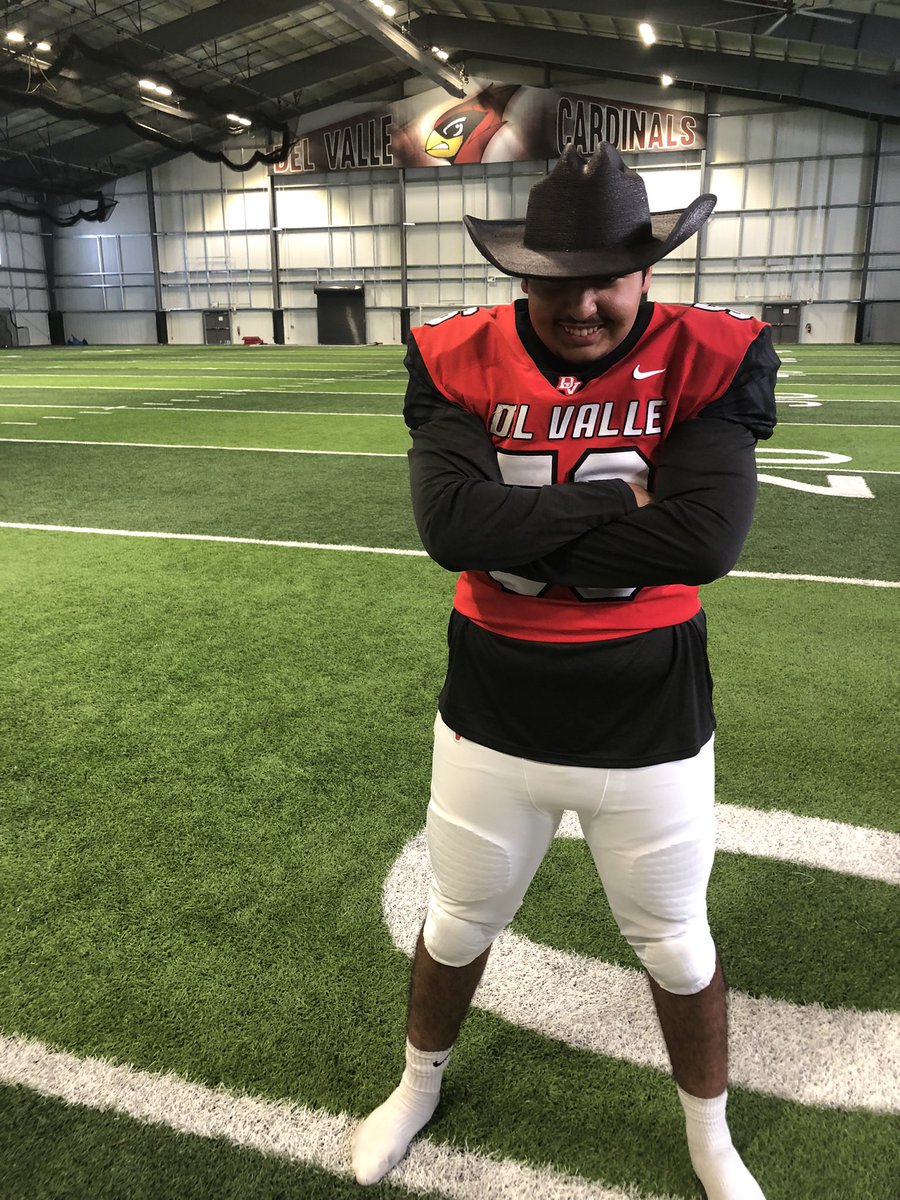 Media day was on fire! These dudes had a blast, and they deserve it. Here’s a couple behind the scenes shots! Haha. (Professional pics were taken) #DifferentByDesign #DVYouKnow