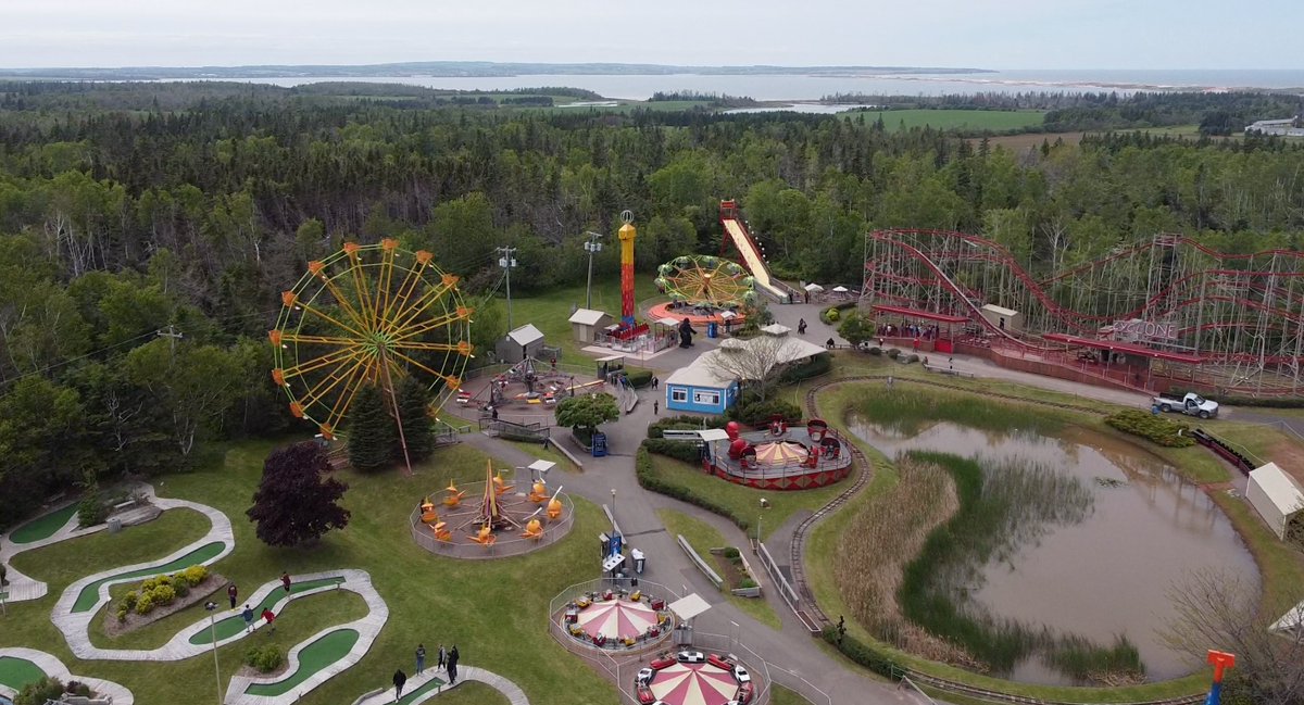 CreelmanVideo's tweet photo. Got a minute? Have a look at beautiful Prince Edward Island. Cameo appearance by my wife's uncle Leon Robinson .
Video here : https://t.co/KCu8TGTfQ1
(if you've got a minute) https://t.co/cpe4tB5Nb9