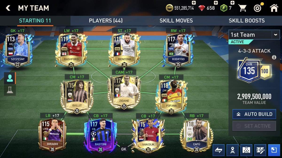 @FirstHalfYT @EAFIFAMOBILE @EndAgeGaming @ea_fcmobilenews Pls Suggest Me A CB and a GK that i can afford🙏🏻🙏🏻