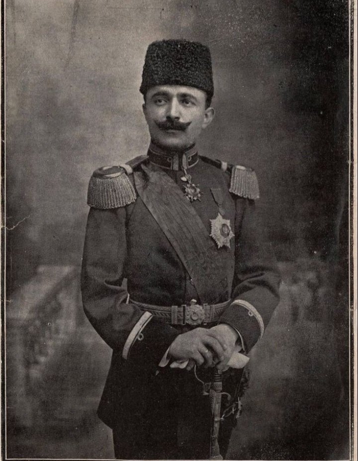 SebahattinAbak's tweet photo. "Bu memleketin; bir adım ufuk ötesine dair hayaller kurmaya başladığınız zaman gözleriniz Enver Paşa'yı arar..."

Aziz ruhun şad olsun!
Yapmış olduğunuz fedakarlığı bir gün dahi unutmayacağız...

#EnverPaşa https://t.co/5MfythA2Qt