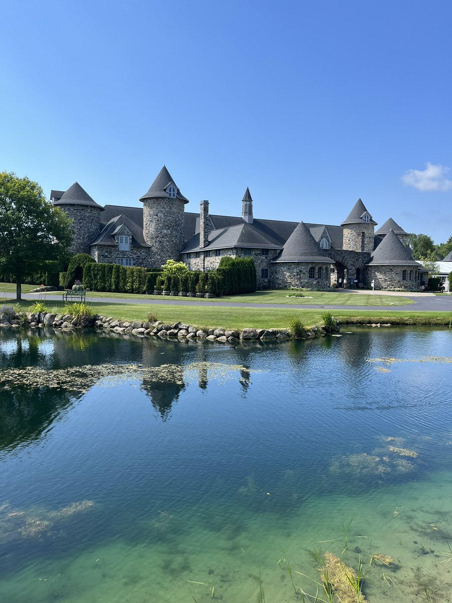seavt2008's tweet photo. Castle Farms - Charlevoix MI #UP23 #Michigan2023 #summervacation2023 https://t.co/nQWkocfk0i