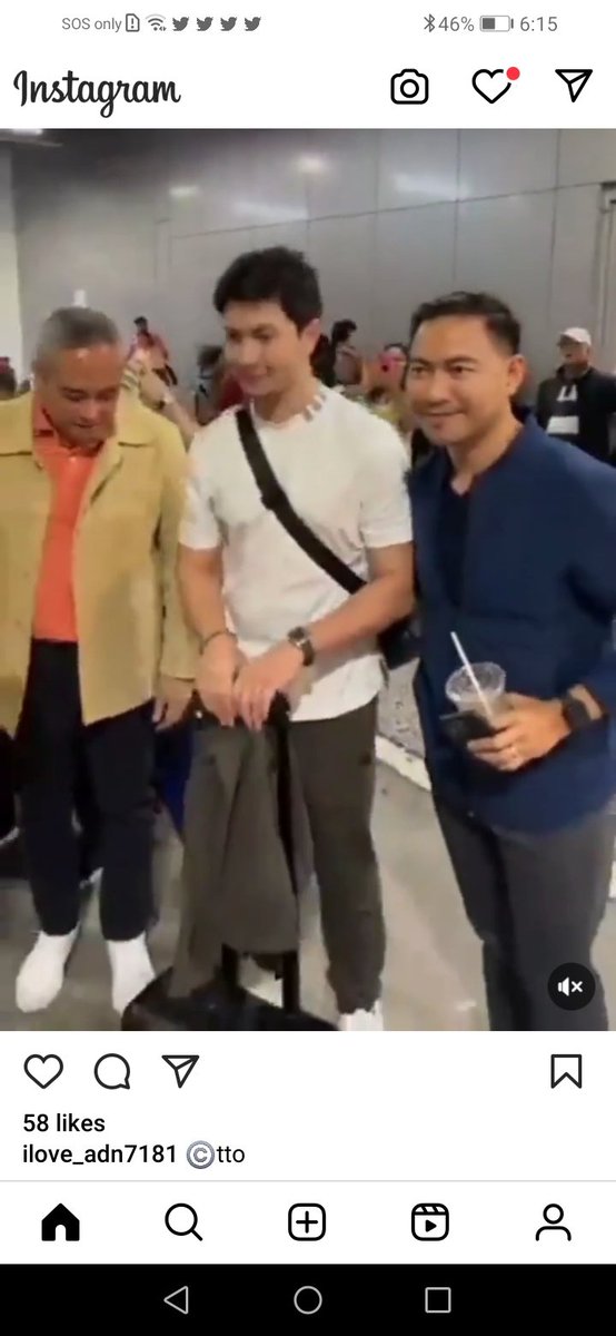 AlFaulkerson's tweet photo. #BOYCOTTGMAxTV5xTVJ877
Nakakapanibagong makita si alden na di pinagkkaguluhan kung dumadating sa airport sa Pilipinas man o abroad.. Miss those aldub days..
Ibang iba n talaga parang bumalik siya nung dati wlang pumapansin... https://t.co/IWdHbDsXVo