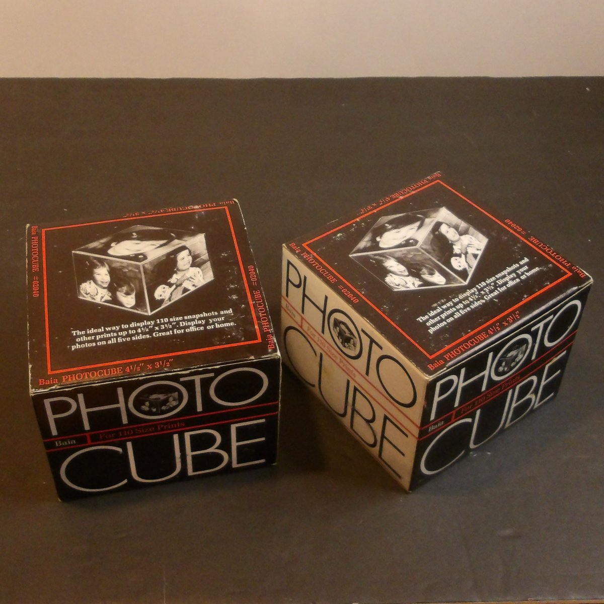 cottagebird's tweet photo. #1970s Lucite Photo Cube 5-Picture Clear Acrylic Display Boxes – #retrodormdecor #vintagehomedecor #photoorganizer #NOS – less than $20 each, with free shipping! Click now to make it yours https://t.co/lZwgSEseUo from @cottagebird via #etsy https://t.co/4p8PcD7qpT