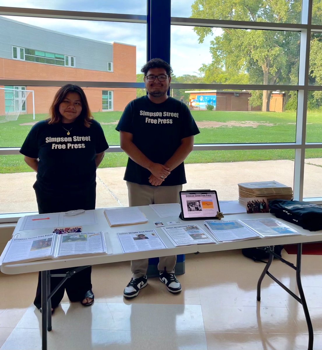 ssfp_news's tweet photo. Inspiring the Next Generation!
Our team, including former Wright scholars, paid a visit to James C. Wright Middle School. We shared an informative presentation about our program with the bright upcoming sixth graders.
#NeverHandInYourFirstDraft https://t.co/B18ZQkeXJn