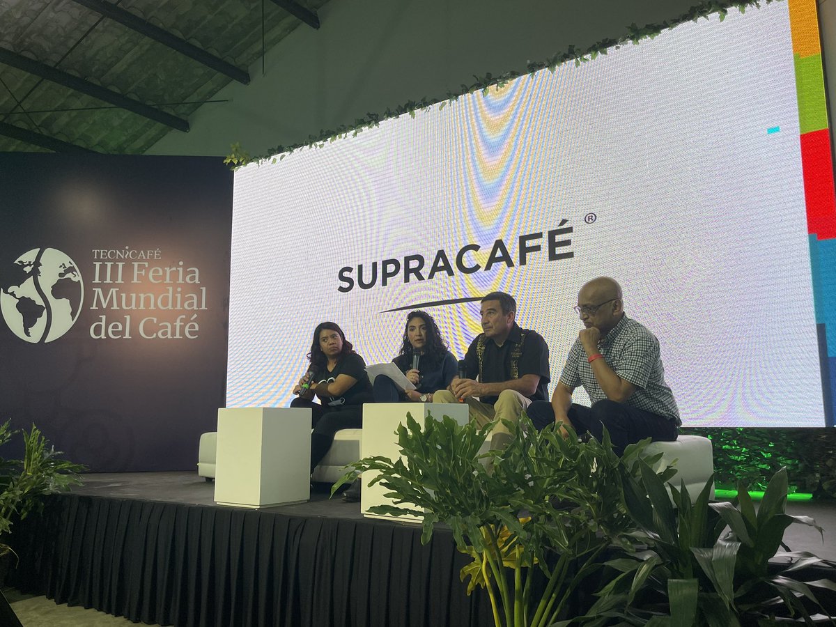 Primer día de la feria mundial de café en TECNICAFÉ con cuatro ponentes de lujo en el marco del primer encuentro de procesadores.<a href="/supracafeesp/">SUPRACAFÉ</a> <a href="/AromaCafes/">Aroma de Café</a> <a href="/scaespain/">SCA Spain</a>