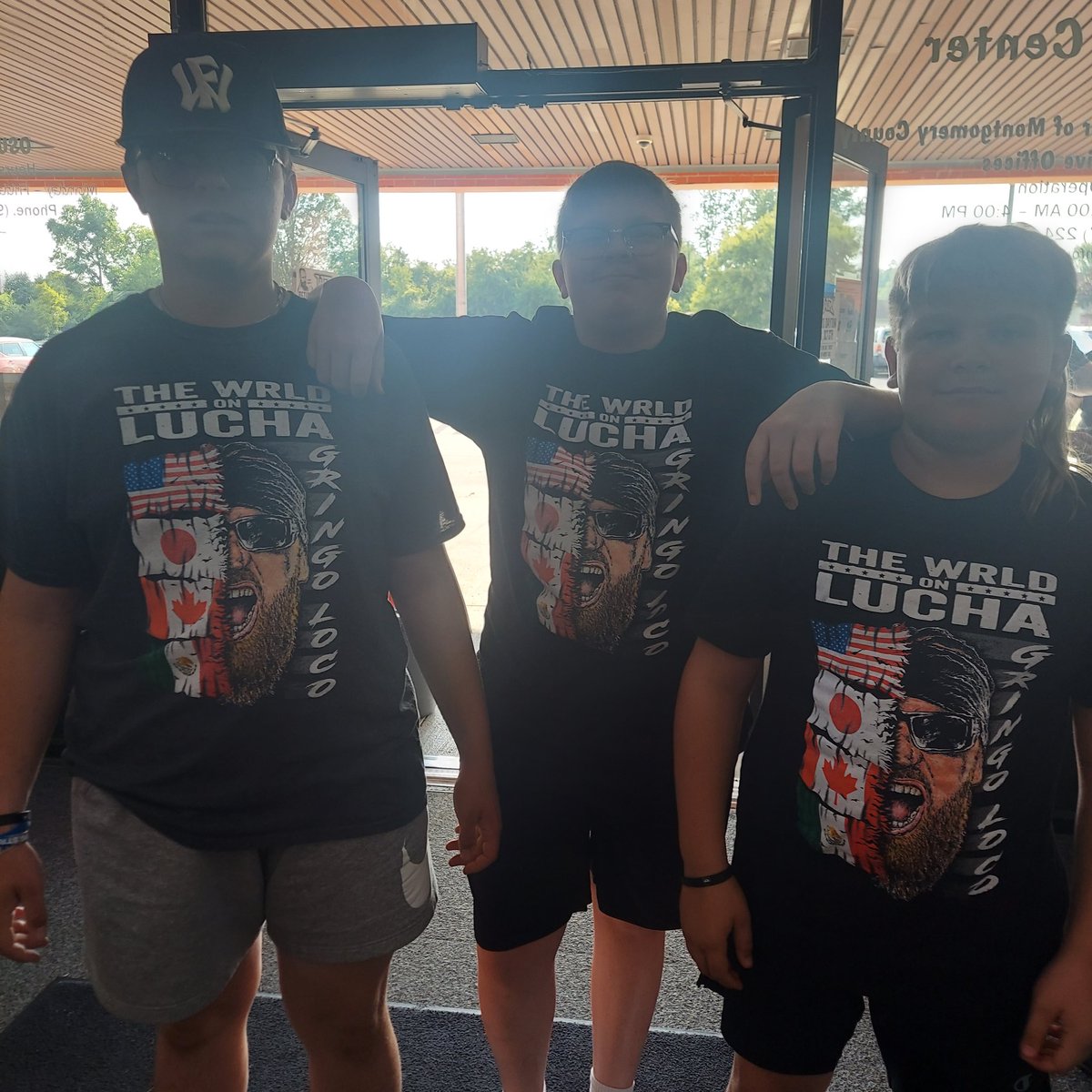 COwsley33's tweet photo. All the love for @GringoLocoOG #RevolverDay #Dayton #CalumetCenter #Wrestletrip #IowaToOhioVIII #RevolverHEAT #ForOURByOUR #ICRevolverCrew #WithGinseng https://t.co/0UzPxR28vf