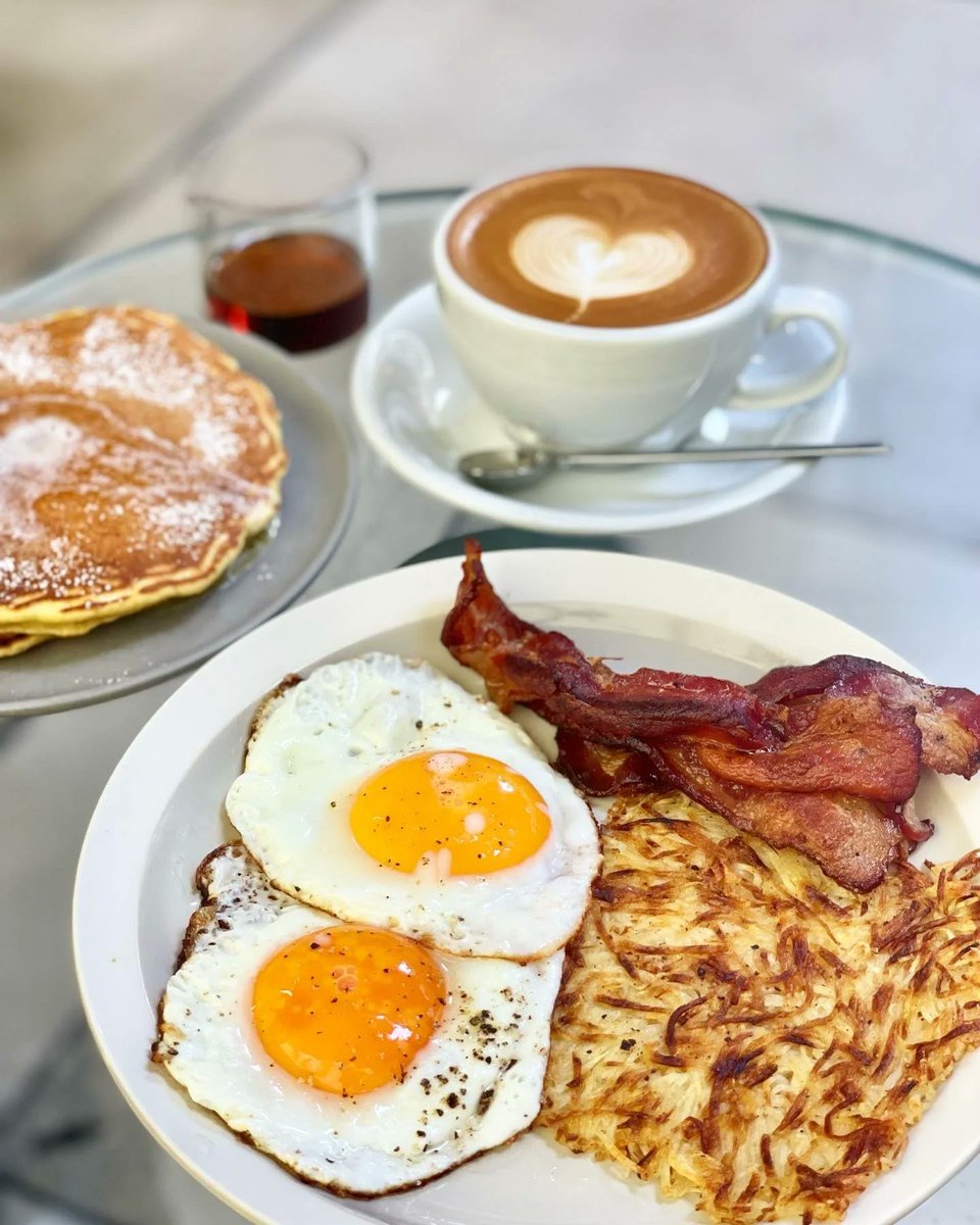 It's important to eat breakfast for people who often work late at night