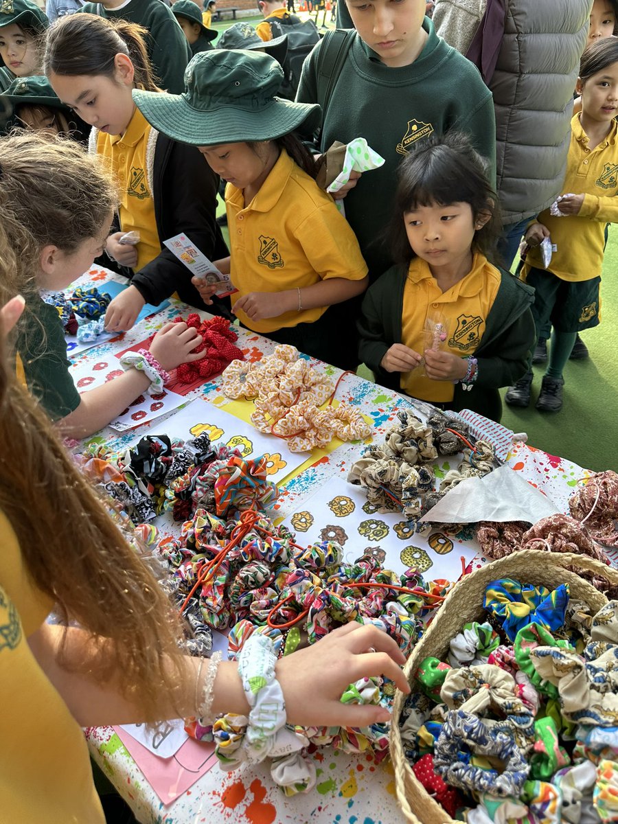 KENSINGTONPS's tweet photo. We are selling fast and loving all of our purchases this morning! #EnvironmentalClub #EdWeek2023 #LoveWhereYouLearn https://t.co/oeZ8PUevf7