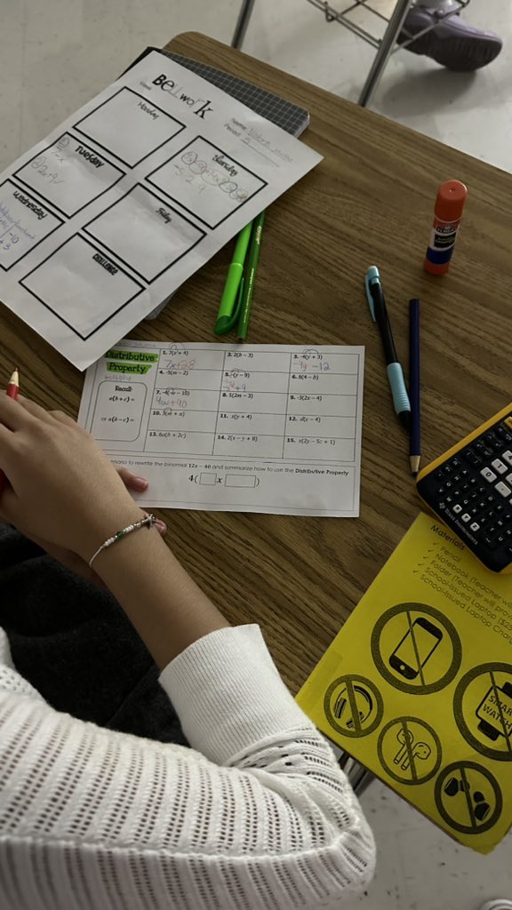 mseanez_EDHS's tweet photo. Algebra I scholars rewriting polynomial expressions using the distributive property
#bellringer #notetaking #colorcoding #individualpractice #exitticket #costaslevel3
@LCompean_EDHS @klujan_EDHS @CoachRamirez__ @osaucedo_edhs @NoahVanderzwan @TICalculators https://t.co/pjHe0oGhrG