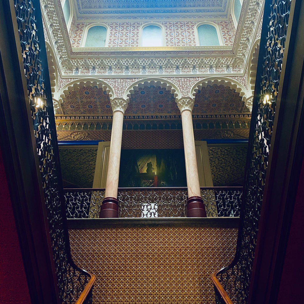 Excuse me, this is the interior of the National cinematheque of Portugal ❤️❤️