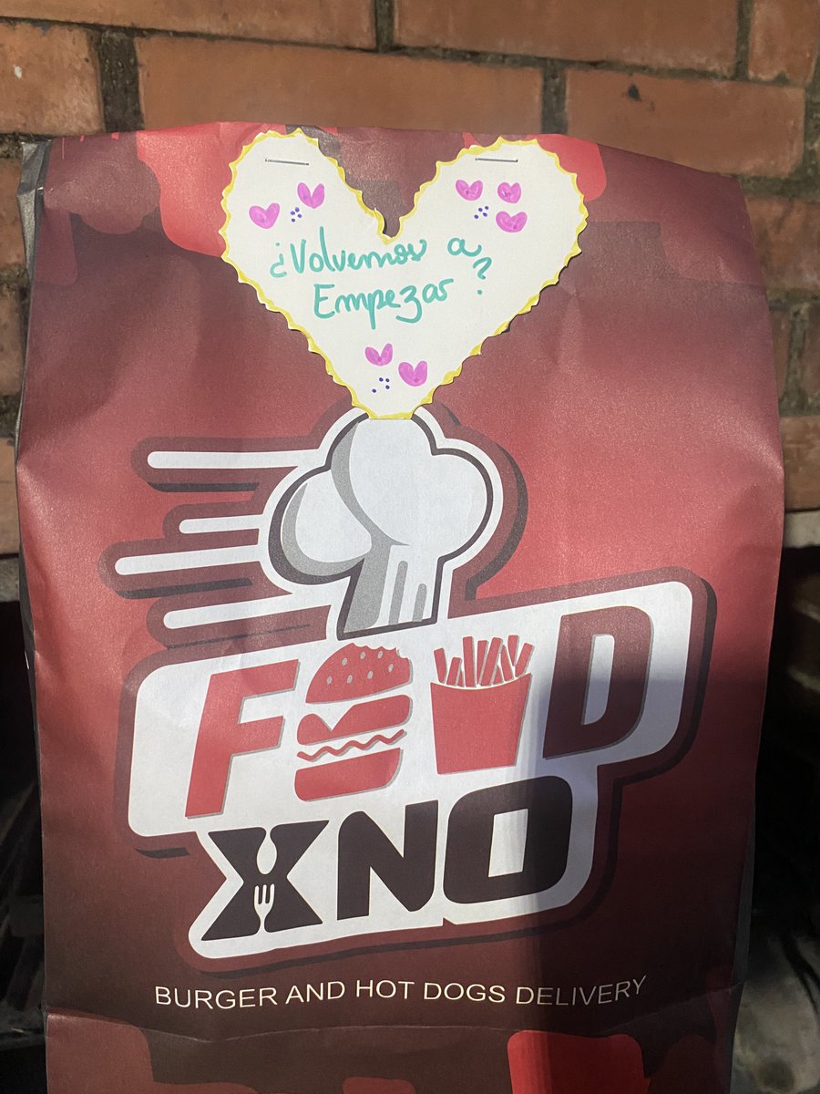 foodxno's tweet photo. 🍔🎁 A nosotros nos parece una gran manera de pedir perdón 🎁🍔 

👀Recuerda que FOODXNO no falla👀

Pedidos saliendo solicita nuestro menu al 04249401690📲 https://t.co/xThrBTbgwJ