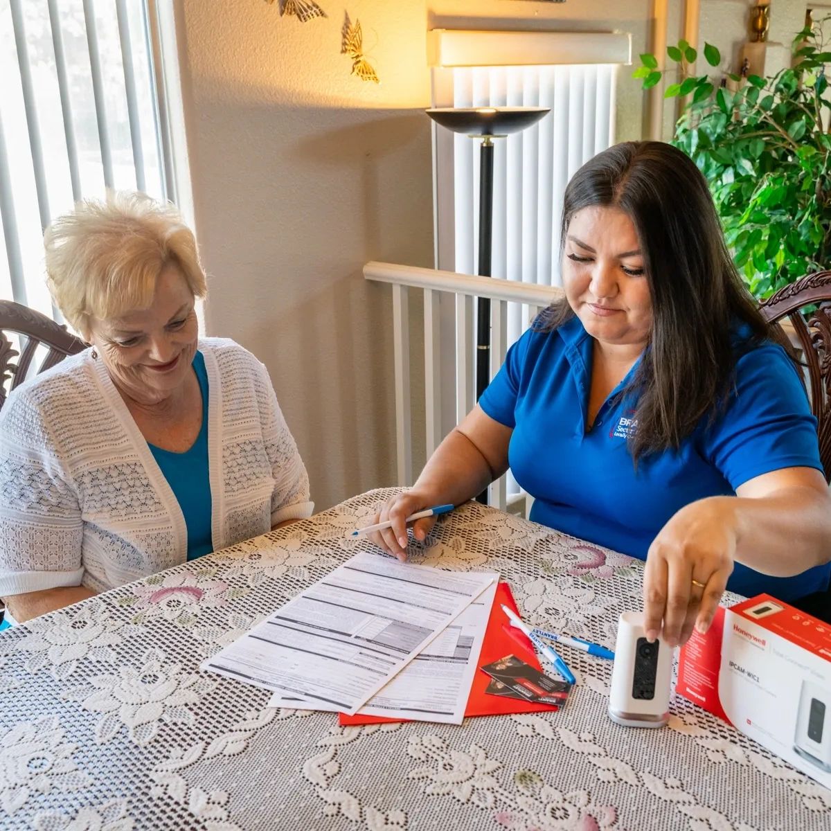 Brantleyinc's tweet photo. Our excellent customer service sets us apart from the rest! We believe in treating our customers like family. Give us a call today and experience the Brantley difference: (702) 629-3000! https://t.co/qs1pnmygMy