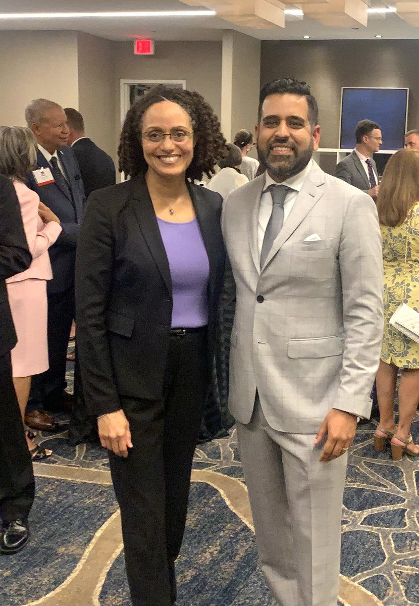 INSAlliance's tweet photo. Huge turn out at tonight’s Leadership Dinner honoring @ODNIgov’s PDDNI, Dr. Stacey Dixon!
#INSALeadership #intelligencecommunity #nationalsecurity https://t.co/T7Qdk6f0GJ