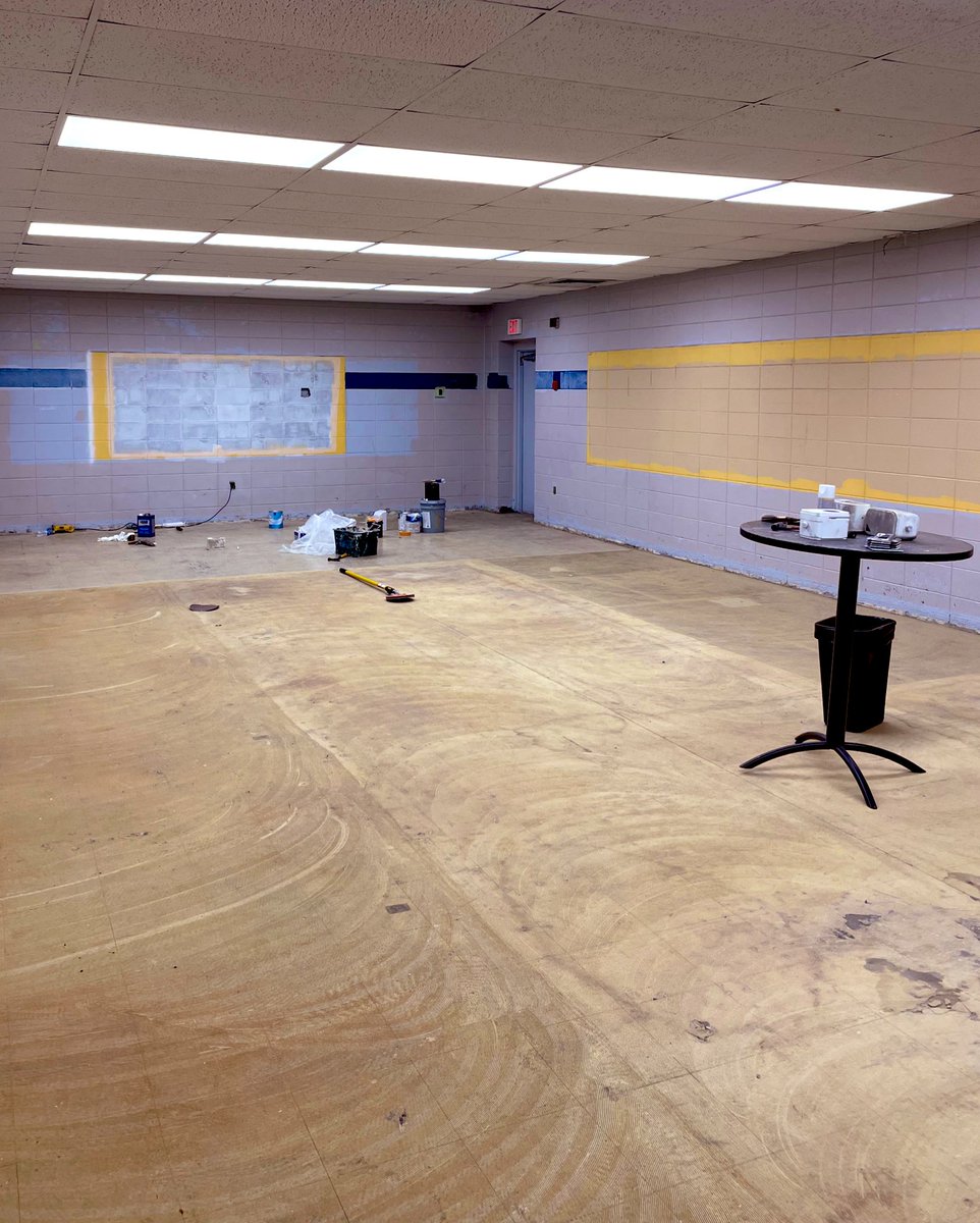 Our new softball locker room  is under way! Our guys are working hard to get it finished real soon! Big things happening at Snead…… more to come😃 🥎