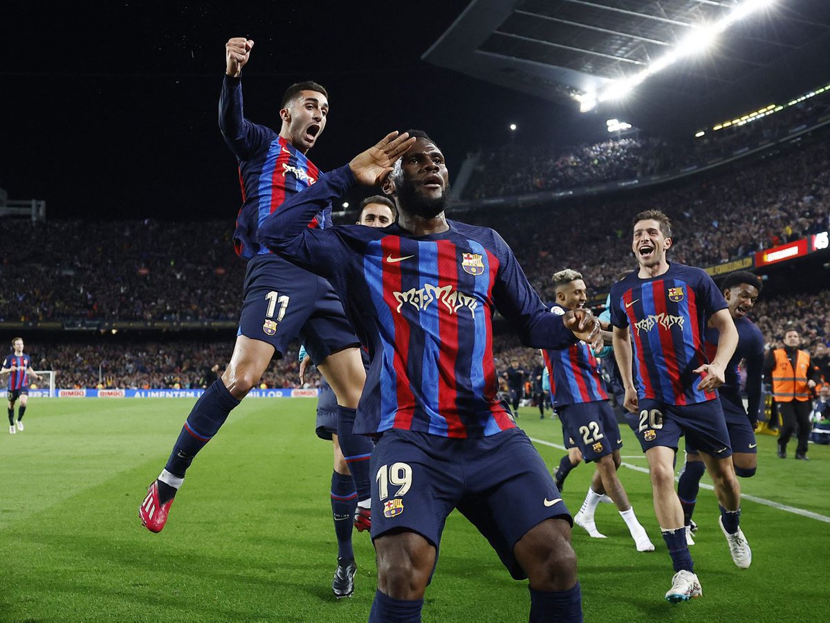 PadrinxFCB's tweet photo. Gracias por todo Kessié, llegaste al Barça libre jugando de primeras un amistoso en pleno Julio contra el Olot con unas gafas 3D, cumpliste cuando tenías que hacerlo y te vas como padre del Real Madrid. Te deseamos todo lo mejor “Il Presidente” 🇮🇪 https://t.co/9ksGgssnDN