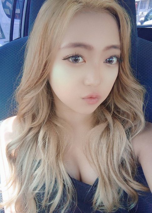 Twitterのコスプレ画像33