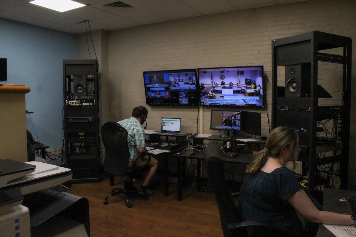 WatertownCable's tweet photo. Last night, we held our final live Watertown Cable News at our current studio in #Watertown High School. WCA-TV has produced and held a weekly newscast from this studio since 2008! We will miss this building and studio dearly, but cannot wait for the new space! https://t.co/EA4sL4BjhW