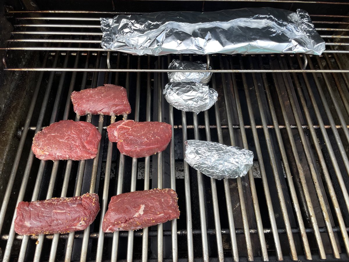 mblawt's tweet photo. Always better cooking for 2 at the end of the work week #NoWorkFriday https://t.co/CzmEAFblsl