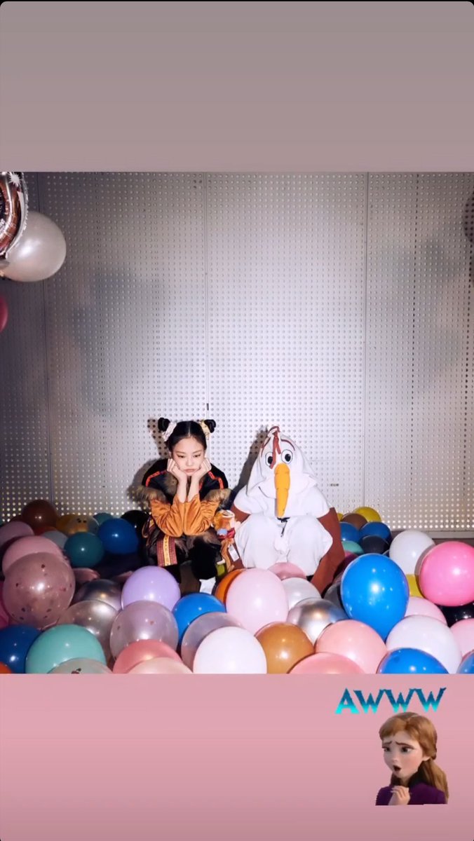 200808 (3 years ago today)
lalalalisa_m instagram stories