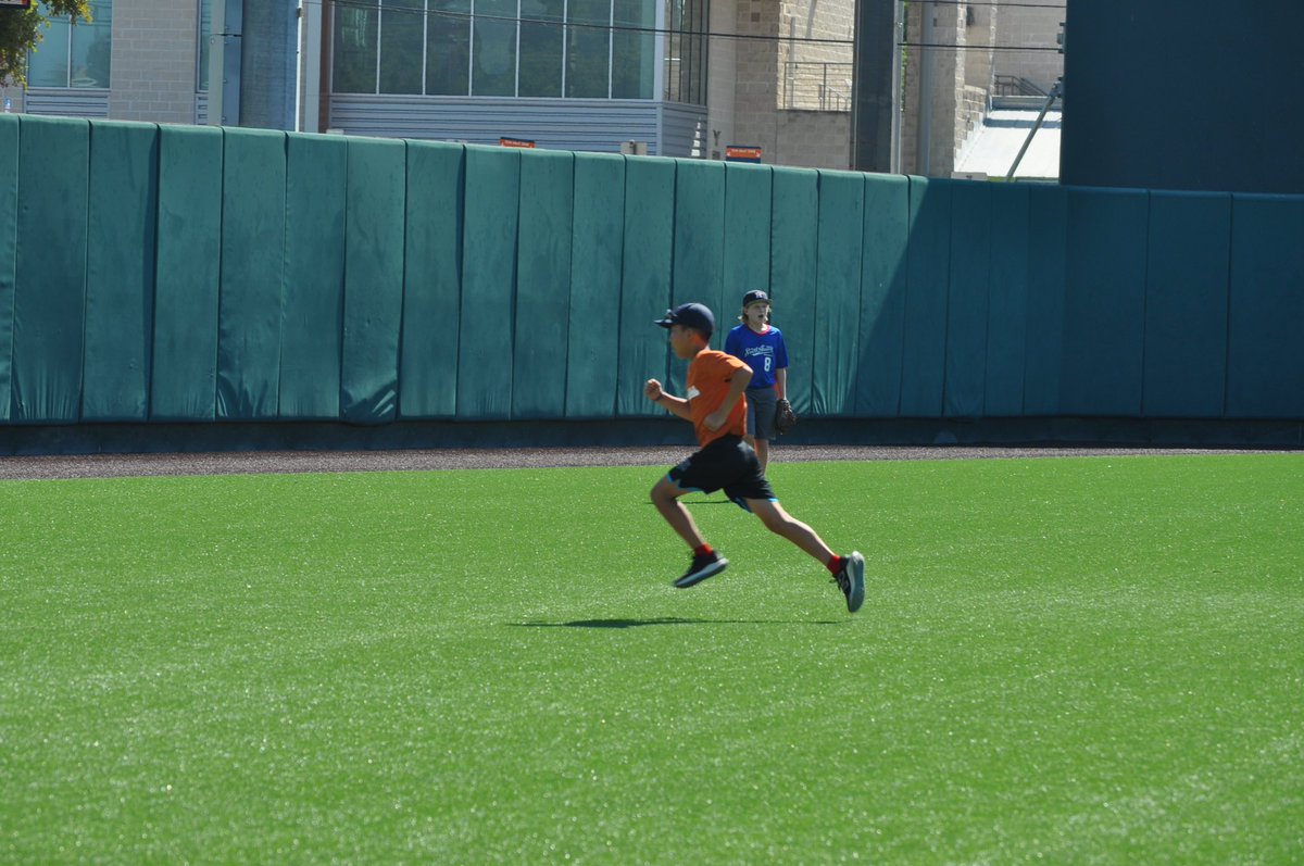 AndrewIm2012's tweet photo. Andrew had a blast at Texas Longhorns summer camp 2023. Hookem! https://t.co/CaqQIjFZrp
