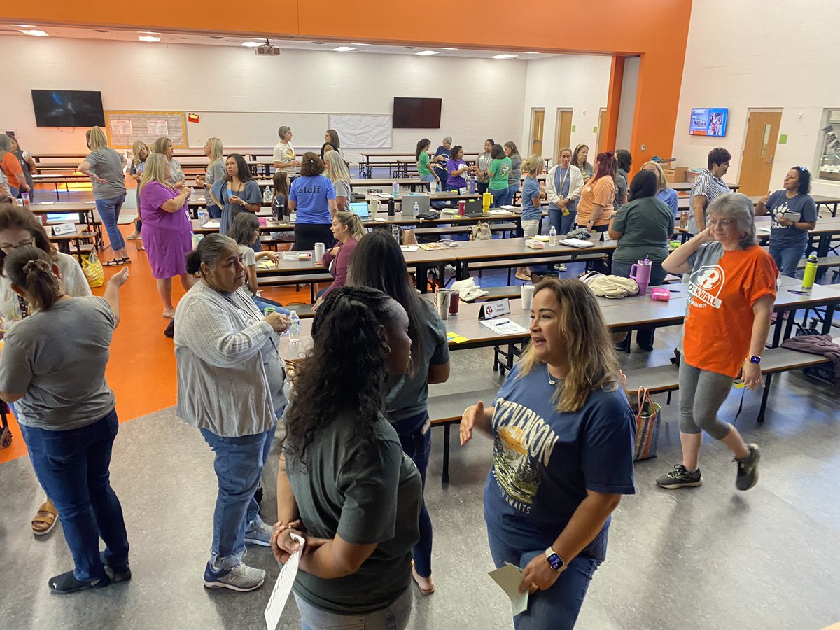 ElsaCarter134's tweet photo. So happy to welcome back all of our Pre-K educators! @rockwallschools We are pumped for a FANTASTIC year! 
@RockElemC_I @RISDSpecial #TogetherRockwall https://t.co/cGr8rqGcOA