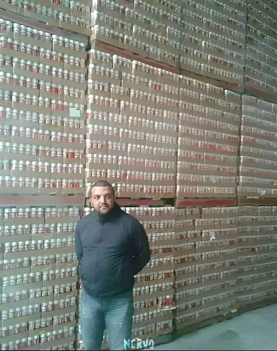 يا فتاح يا رزاق
ربي يحرك أسبابها...😅