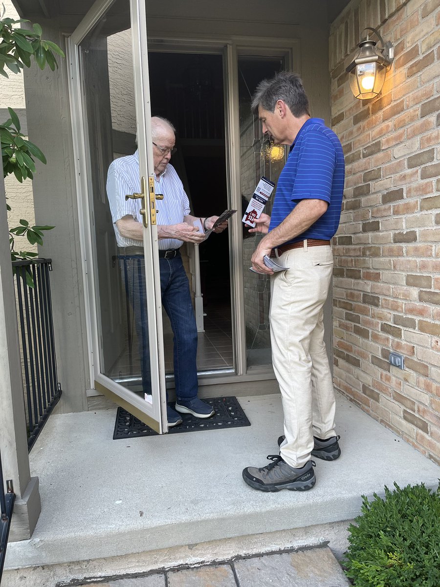 dolan4ohio's tweet image. Wrapped up a great day in Franklin County by knocking doors with the #OhioFirst Team in Worthington urging a YES vote on Issue One! 

🇺🇸Protect Our Constitution
🇺🇸Protect Our Freedoms
🇺🇸Protect Ohio

#VoteYesOhio
