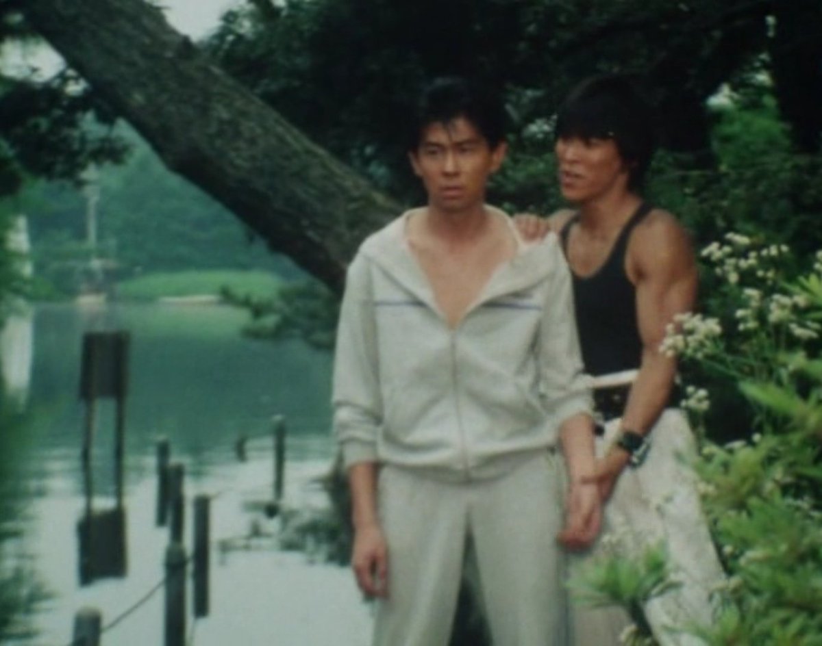 kleberjsouza's tweet image. Não estou afirmando nada, mas meu gaydar apitou pro Dan desde o começo da série
#Flashman