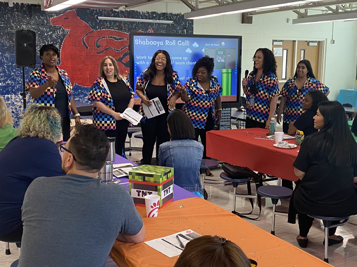 WMAndersonES's tweet photo. Such an AMAZING day of learning! Our Gamers are ready to play and have their eyes set on the High Score! 👾🕹️🎮 #LevelUpWithLearning #HighScore #WeAreFamily @SpruceV_T https://t.co/2k9UAsOgvF