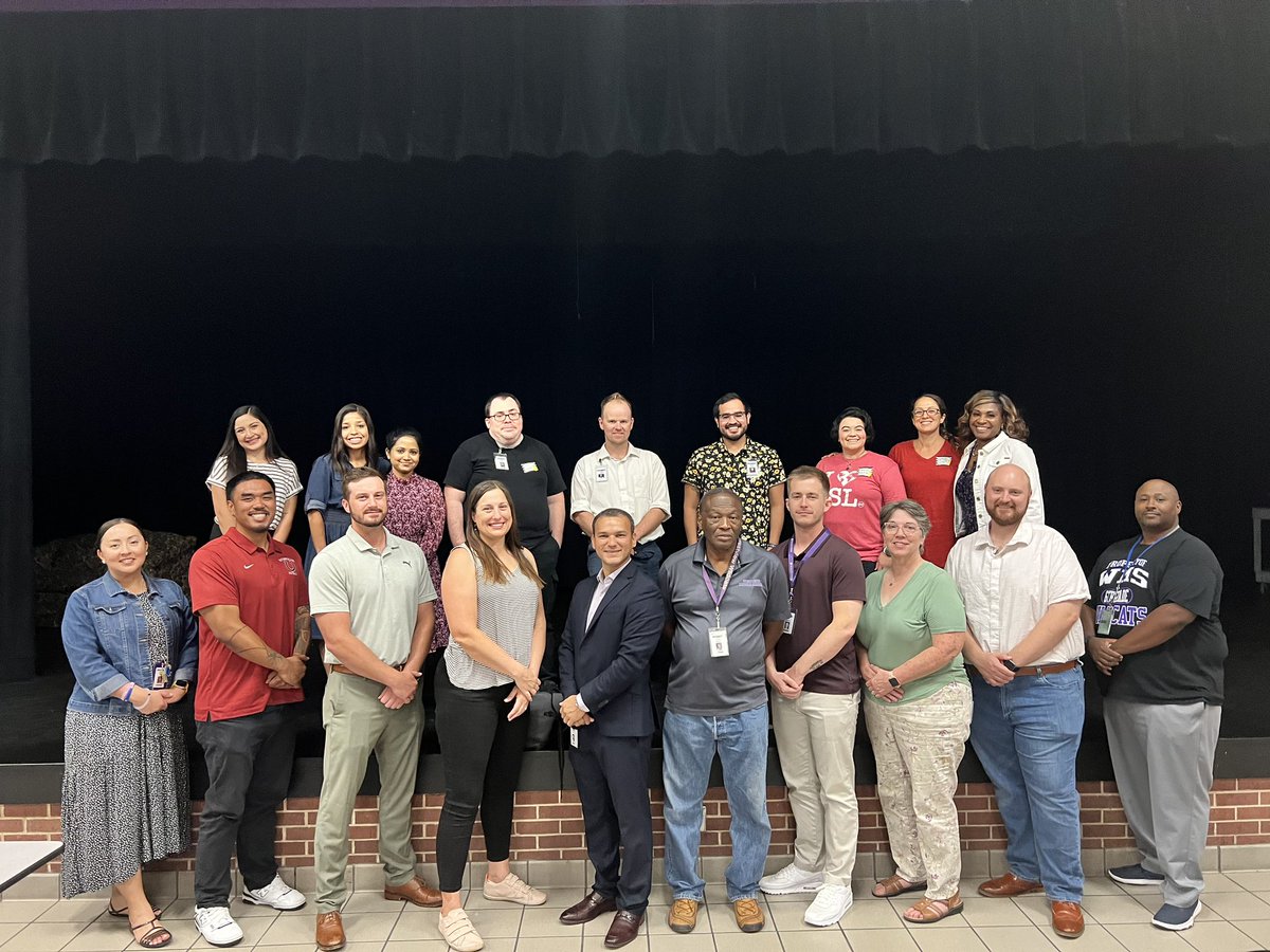 New to the Westview Middle School Family! Loving these new Teacher’s passion and excitement! #NewTeacherOrientation
<a href="/westviewmsband/">Westview Middle School Band</a> 
<a href="/PfISDHR/">Pflugerville ISD Human Resource Services</a>