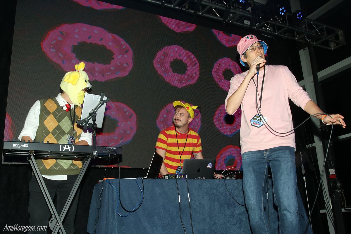 MAGFest's tweet image. #Chipspace lands on the planet MAGLord IV to bring  peace &amp;amp; EPIC #CHIPTUNE GOODNESS ‼️ to 2024’s MAGFest Prime! We’re seeking out unique lifeforms to apply for showcases, visualists, &amp;amp; panelists! Want in? Board the partyship by filling out the form! 🚀✨ forms.gle/Ddi2zdKnY33oVy…