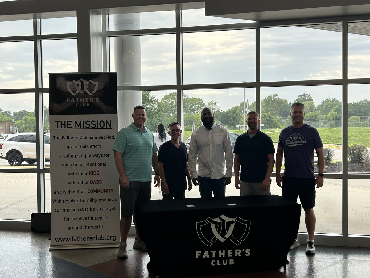 Dads recruiting dads at Mission Trail Middle School’s Ice Cream Social event with plans of becoming the 4th <a href="/FathersClubOrg/">Father's Club Organization</a> middle school chapter in the next few weeks.